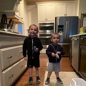 Meet your Posher, Eric